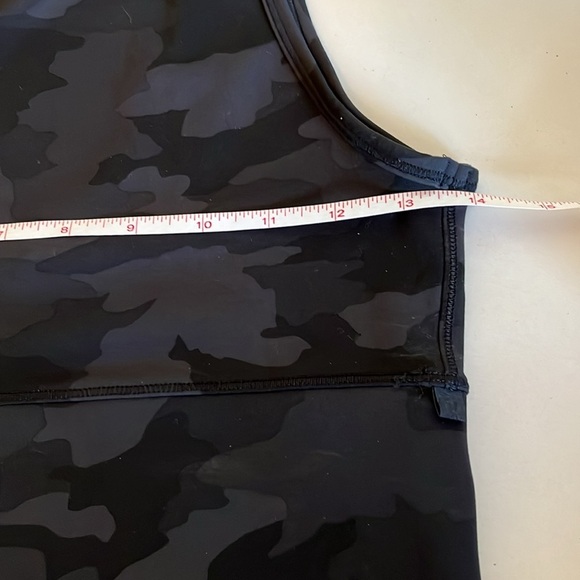 Lulu Lemon Power Pivot Tank Top Black Camo High Neck Deep V Size Medium - Picture 5 of 7
